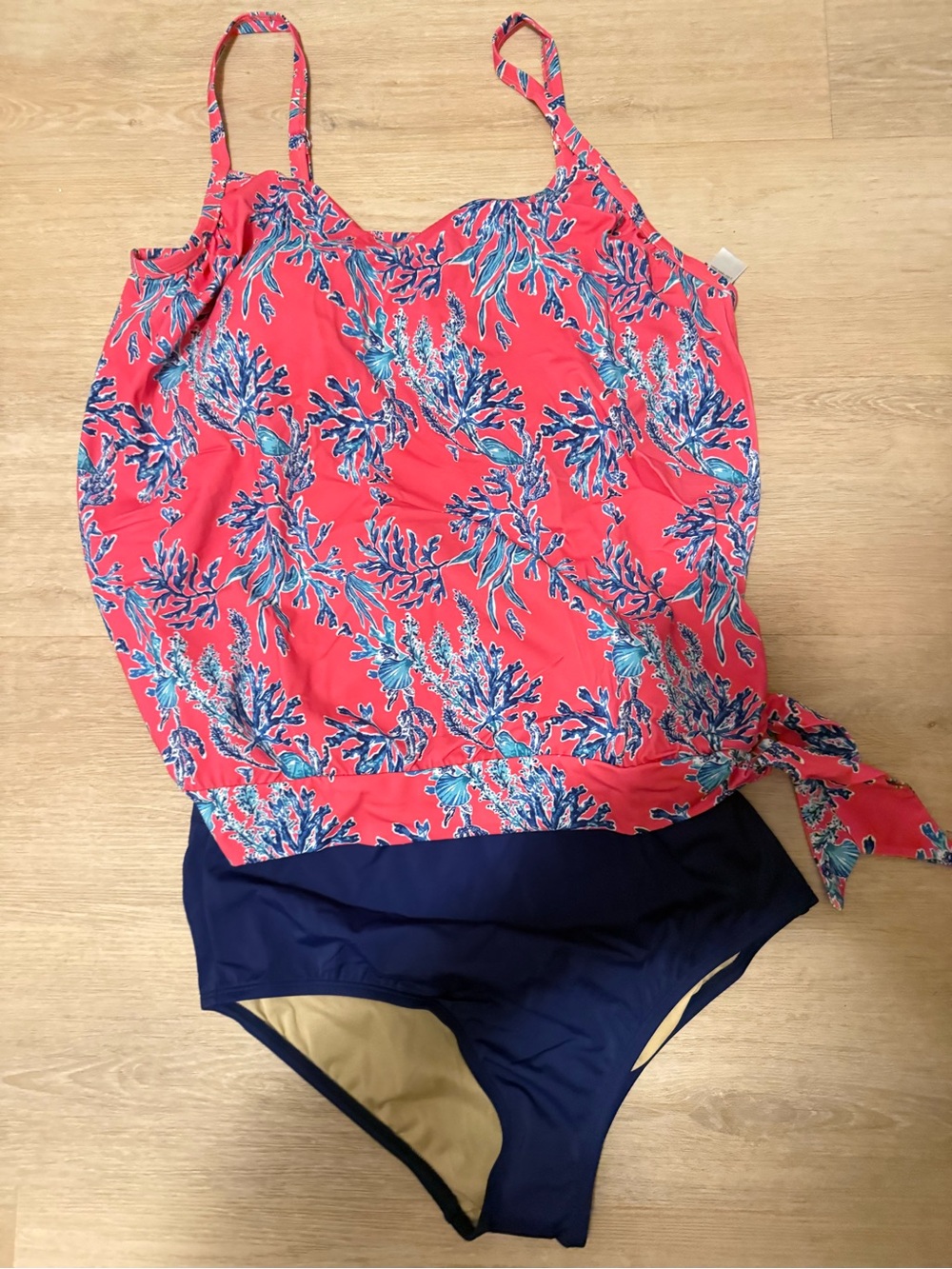 Jantzen Coral Floral Tankini with Navy Bottoms Sz 14